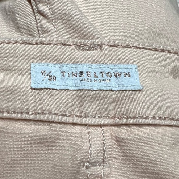 Tinseltown Peach High Rise Shorts Size 11/30 - Picture 3 of 7